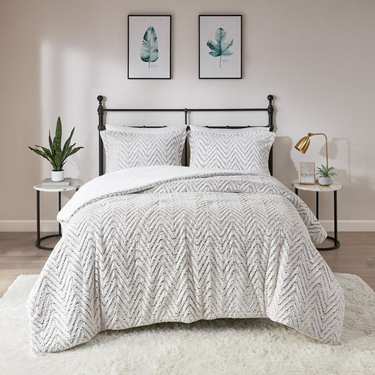 Adelyn Ultra Plush Down Alternative Comforter Set