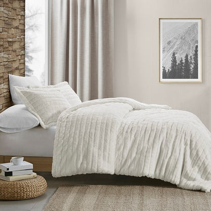 Amara Faux Fur Comforter Set