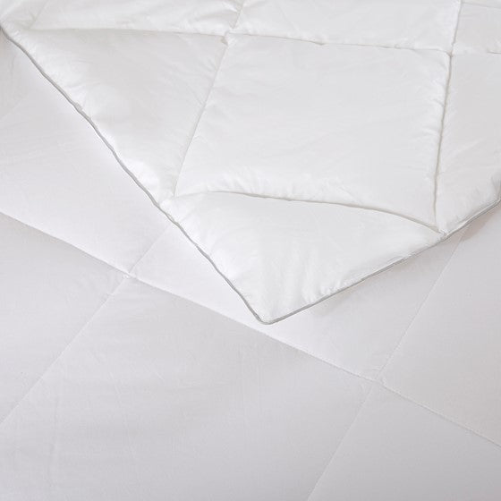 1000 Thread Count Cotton Rich Down Alternative Comforter