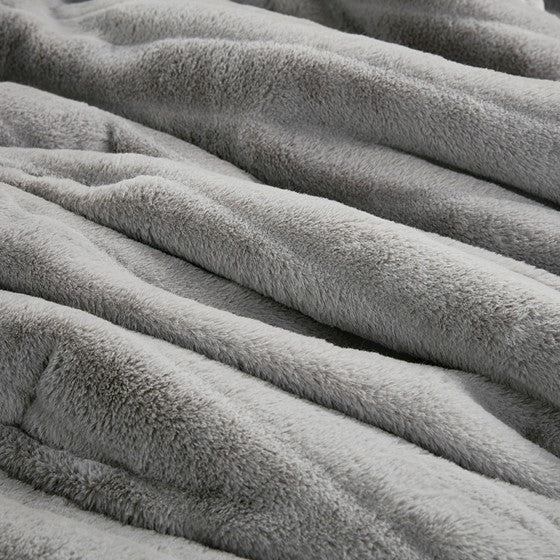 Amara Faux Fur Comforter Set