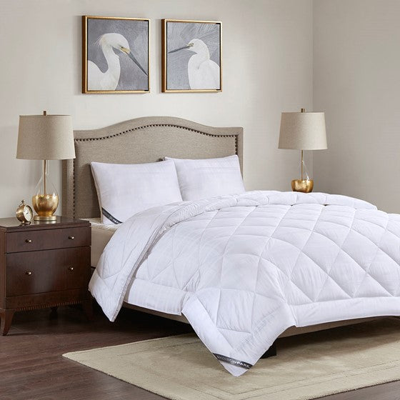 525 Thread Count All Season Cotton Blend Down Alternative Comforter