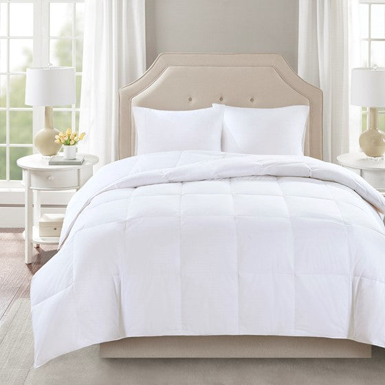 Level 2 300TC Cotton Sateen Down Comforter with 3M Scotchguard