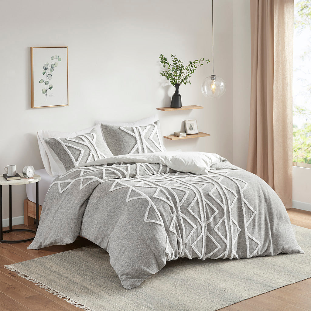 Hayes Comforter Set